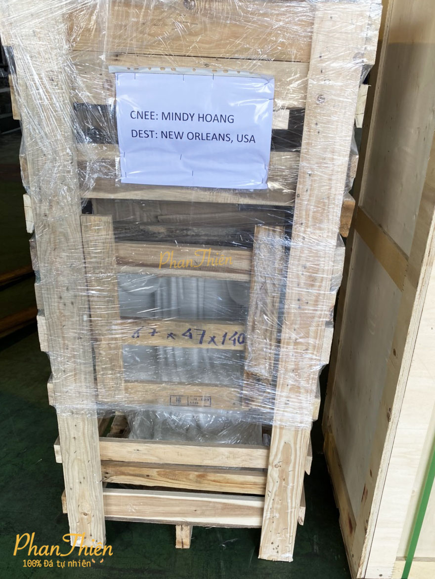Điêu khắc và Vận chuyển tượng Đức Mẹ Ban Ơn