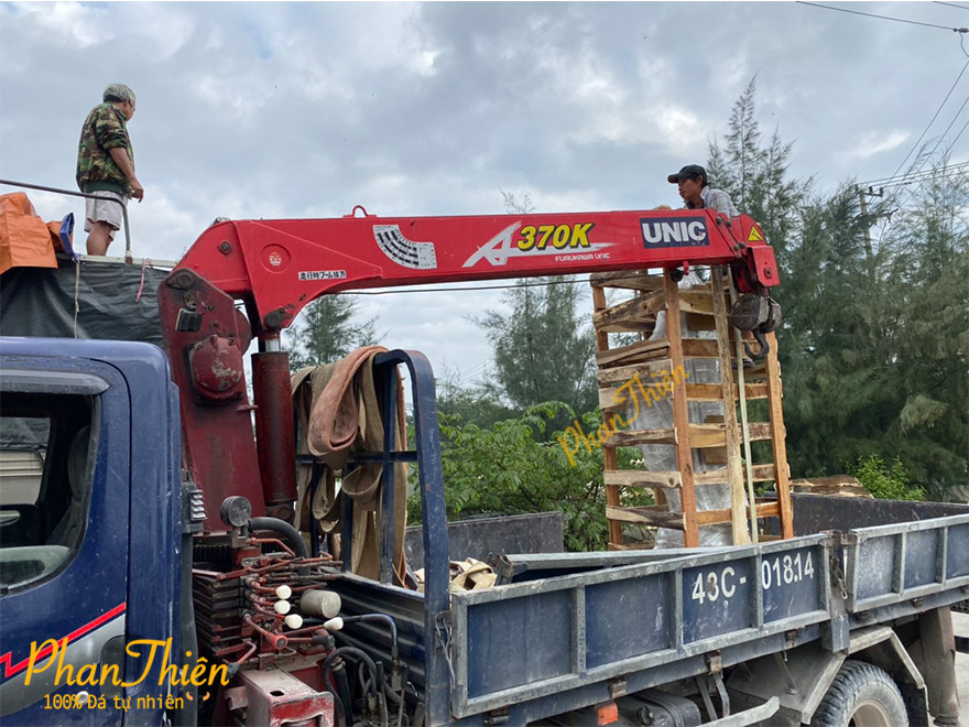 Đóng Kiện và Vận Chuyển Tưởng Đức Mẹ đến tận nhà cho Khách Hàng tại Đồng Nai