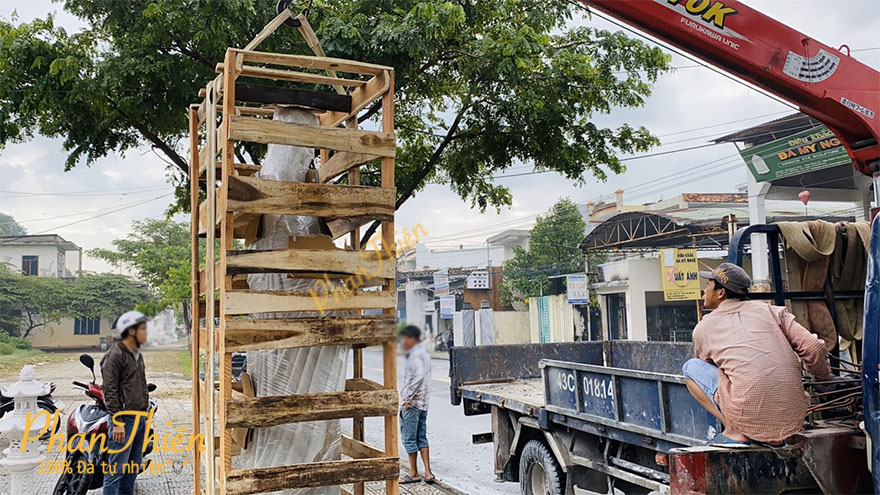 Đóng Kiện và Vận Chuyển Tưởng Đức Mẹ đến tận nhà cho Khách Hàng tại Đồng Nai