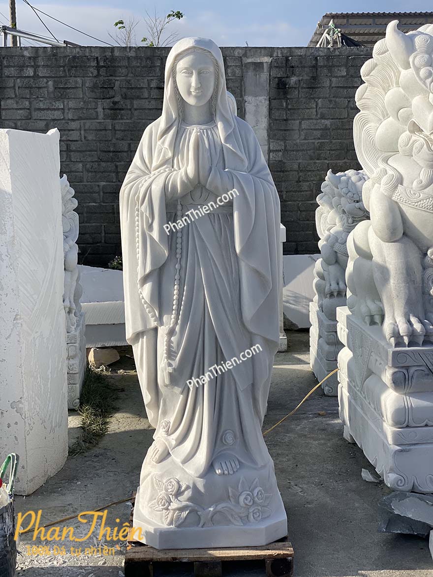 tượng đức mẹ mân côi bằng đá