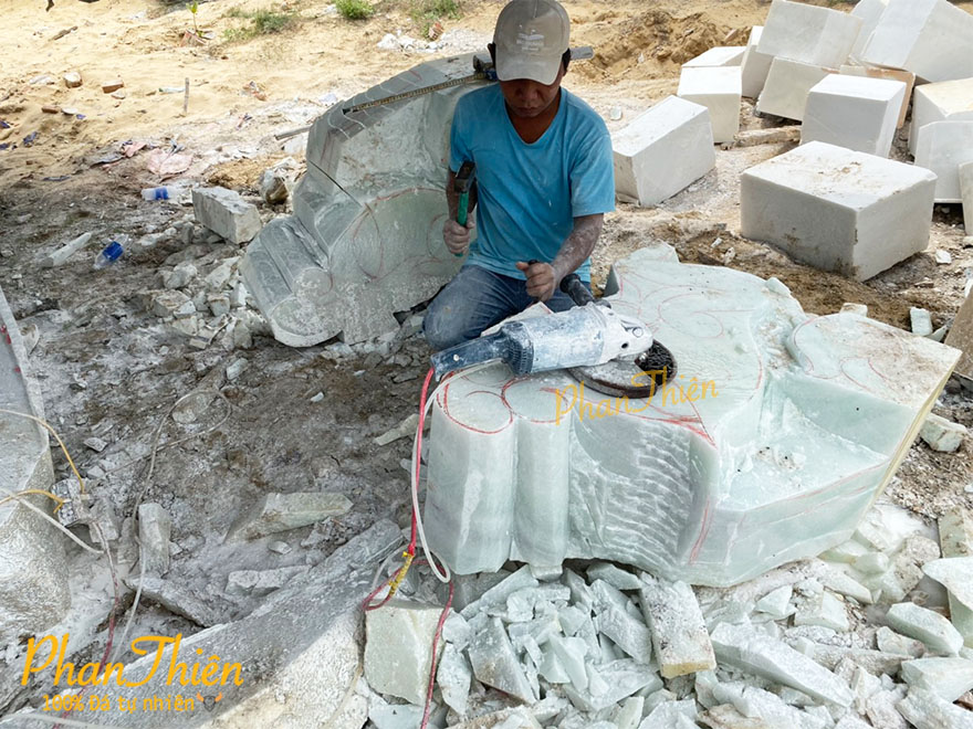 Điêu khắc và lắp đặt Tỳ Hưu