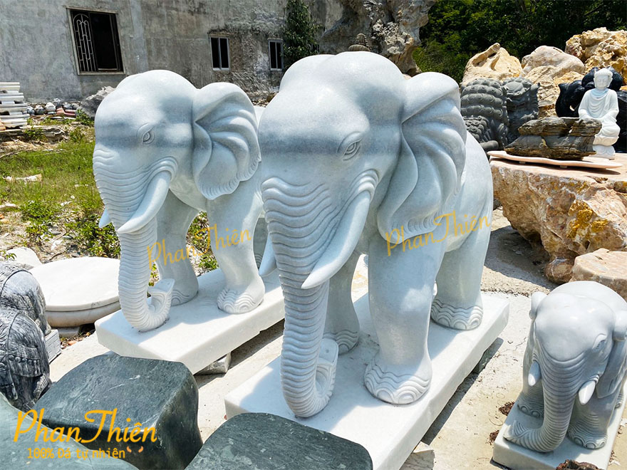 Tượng Voi Đứng Đá Cẩm Thạch Trắng